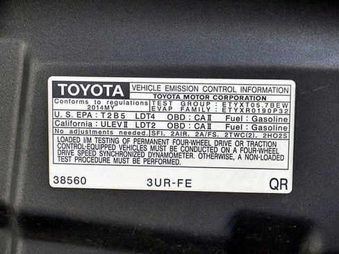Used 2014 Toyota Tundra SR5 w/ TRD Off Road Package image 32