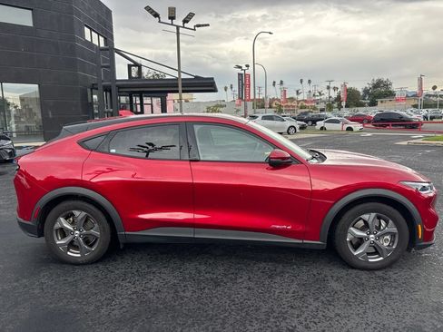 Used 2022 Ford Mustang Mach-E Select w/ Comfort/Technology Package RWD image 3