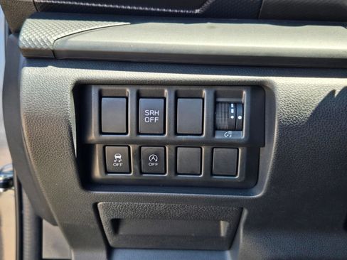 Used 2023 Subaru Forester AWD/4WD image 16