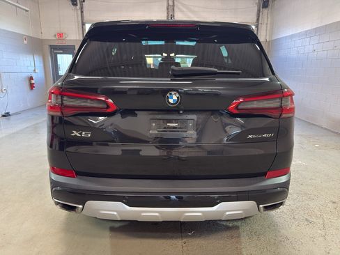 Used 2019 BMW X5 xDrive40i w/ Convenience Package AWD/4WD image 5