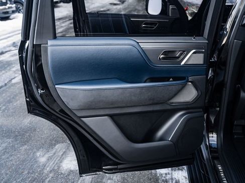 New 2026 INFINITI QX80 4WD image 11