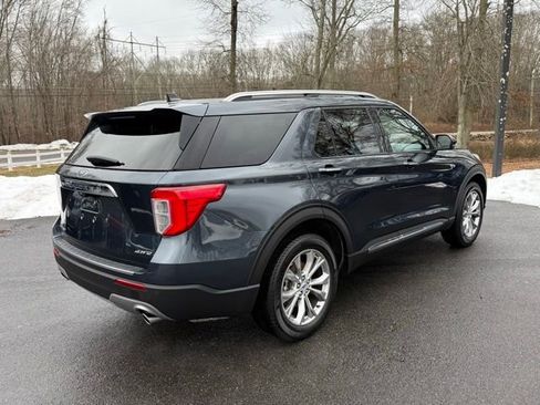 Certified 2023 Ford Explorer Limited w/ Limited Technology Package image 9