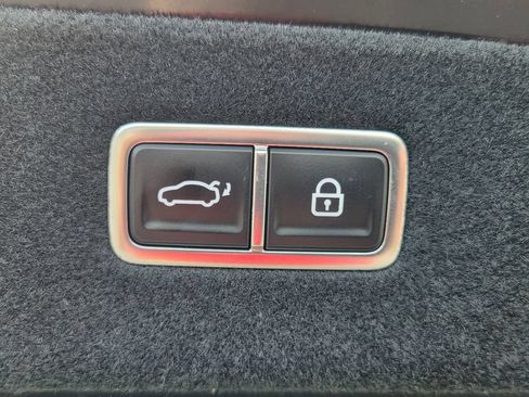 Used 2025 Genesis G90 3.5T AWD/4WD image 34