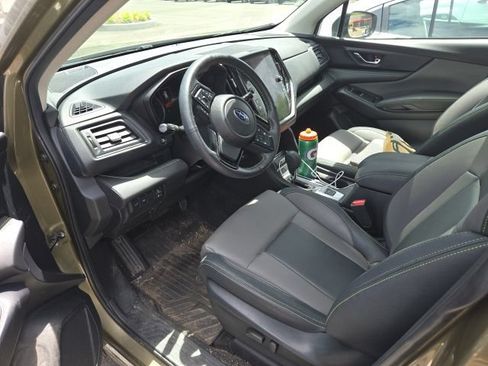Used 2023 Subaru Ascent Onyx Edition AWD/4WD image 2
