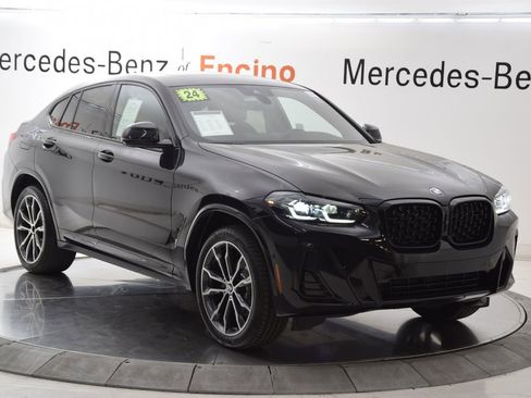 Used 2024 BMW X4 xDrive30i w/ Premium Package image 8