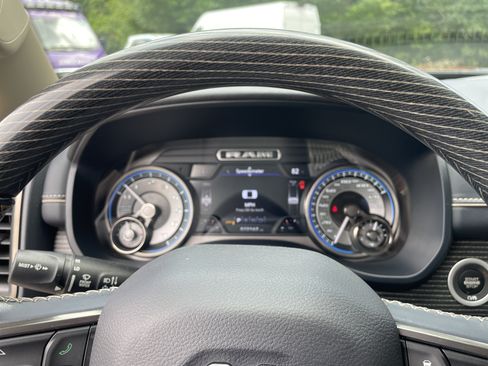 Used 2021 RAM 1500 Limited AWD/4WD image 20