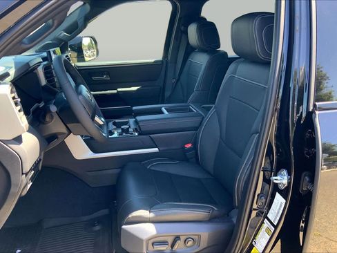 New 2026 Toyota Tundra Limited AWD/4WD image 9