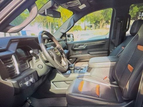 Used 2023 GMC Sierra 1500 AT4 AWD/4WD image 6