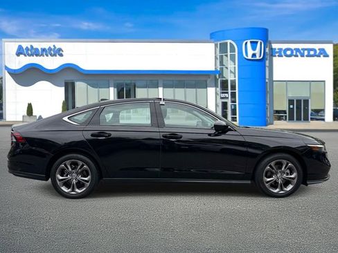 Used 2023 Honda Accord EX image 4