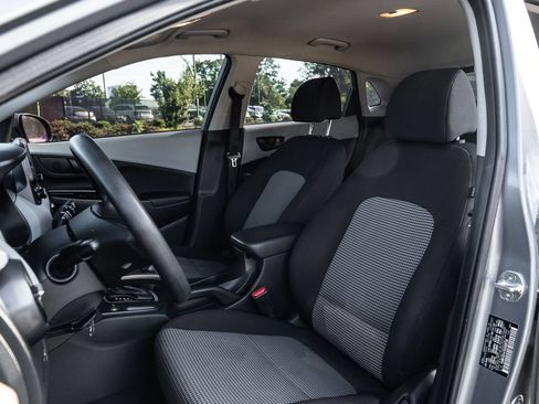 Used 2021 Hyundai Kona SE FWD image 19