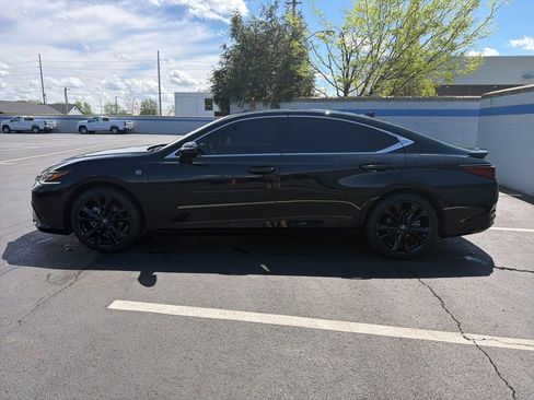 Used 2025 Lexus ES 300h F Sport w/ Accessory Package (Z1) image 2