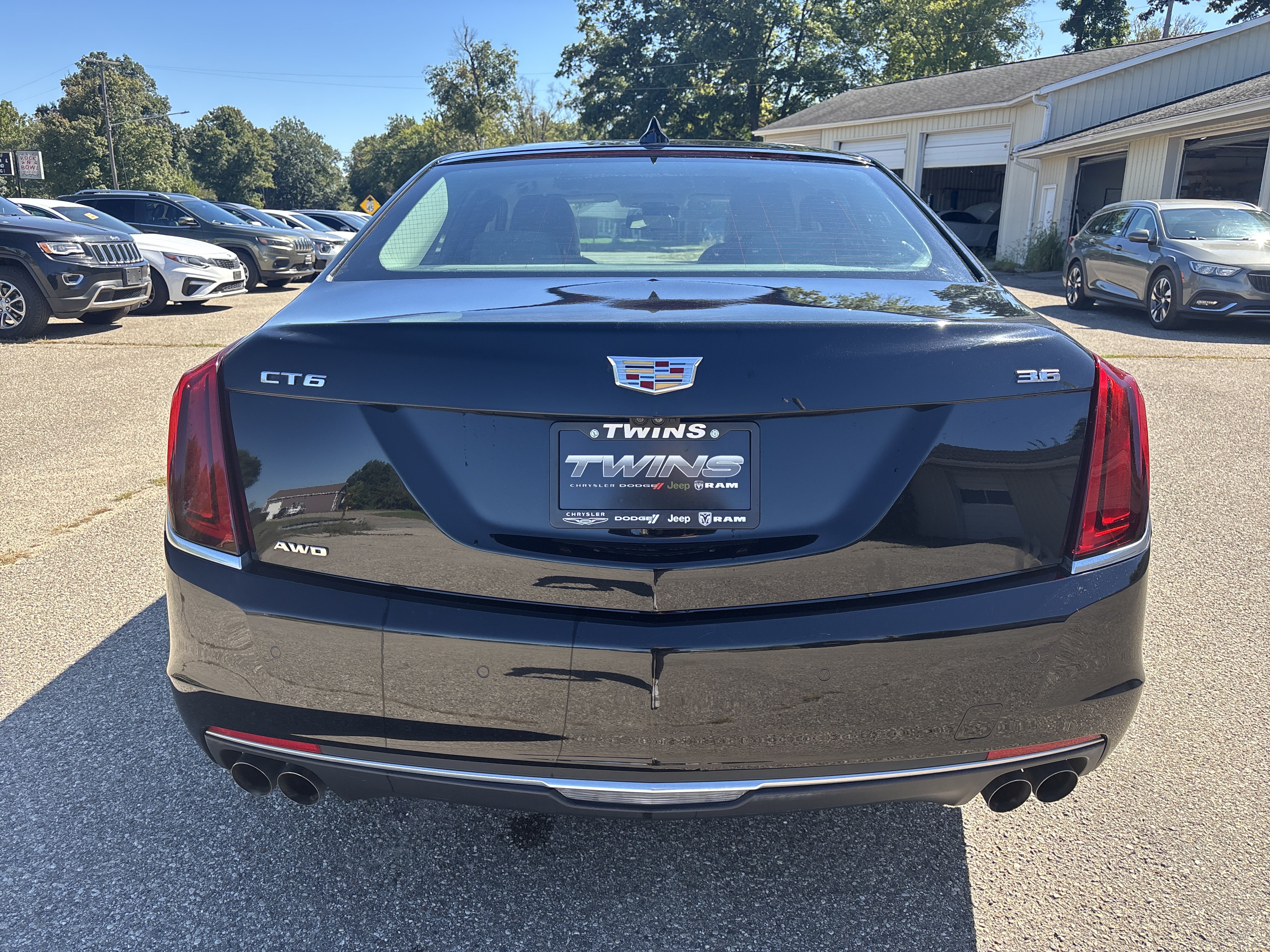 Used 2018 Cadillac CT6 Premium Luxury w/ Super Cruise Package AWD/4WD image 9