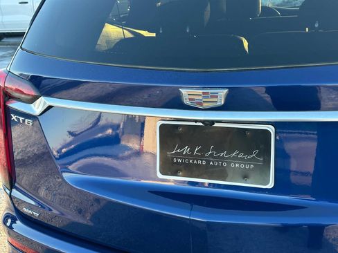Used 2025 Cadillac XT6 Luxury image 13