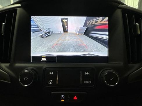 Used 2023 GMC Terrain AT4 AWD/4WD image 11