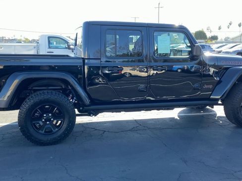Used 2023 Jeep Gladiator Mojave w/ Trailer Tow Package image 13