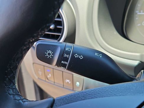 Used 2020 Hyundai Kona SEL FWD image 26