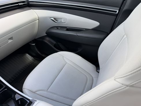 Used 2023 Hyundai Tucson SEL w/ Convenience Package image 17