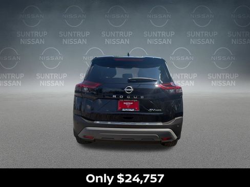 Certified 2023 Nissan Rogue SV AWD/4WD image 4