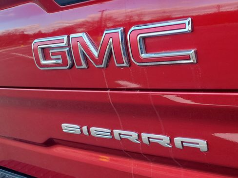 Used 2021 GMC Sierra 1500 AT4 w/ AT4 Premium Package image 6