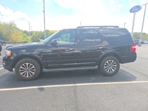 Used 2016 Ford Expedition XLT AWD/4WD image 4