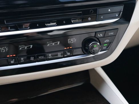 Used 2018 BMW 540i image 47