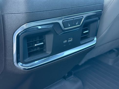 Used 2023 GMC Sierra 1500 SLT w/ SLT Premium Plus Package image 31