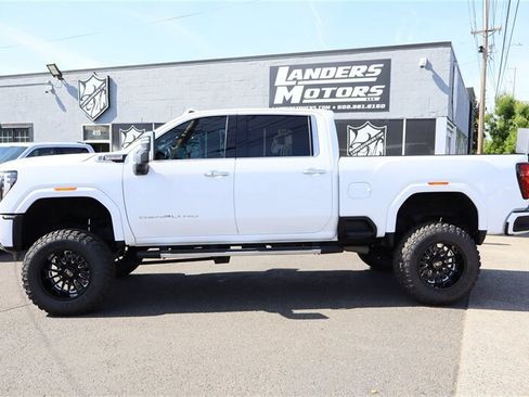Used 2025 GMC Sierra 3500 Denali w/ Denali Reserve Package AWD/4WD image 2