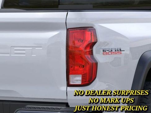 New 2026 Chevrolet Colorado Trail Boss image 11