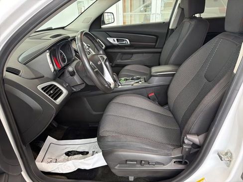 Used 2017 GMC Terrain SLE w/ Technology Package FWD image 15
