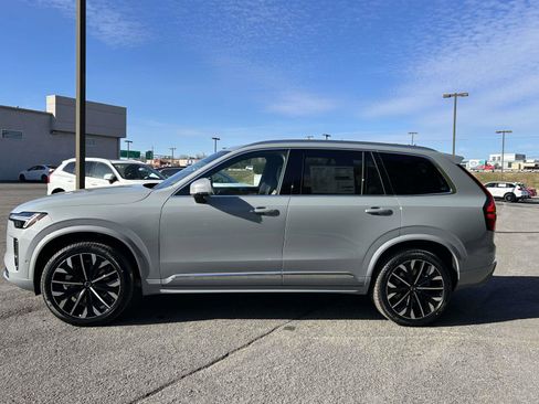 New 2026 Volvo XC90 B5 Plus image 6