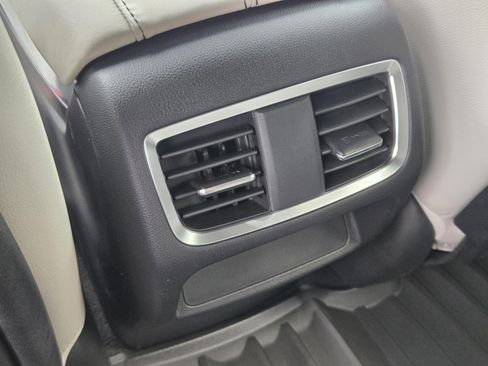 New 2026 Acura RDX SH-AWD image 17