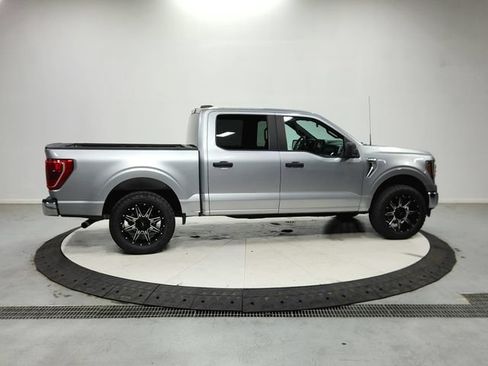 Used 2023 Ford F150 XLT RWD image 9