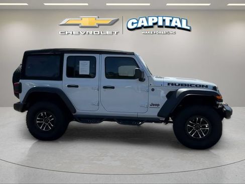 Used 2024 Jeep Wrangler Unlimited Rubicon w/ XTREMEE 35" Tire Package AWD/4WD image 6