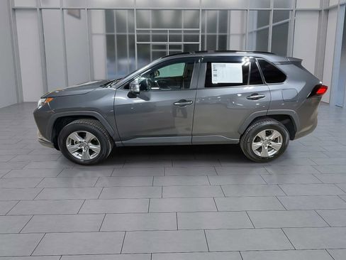 Certified 2022 Toyota RAV4 XLE AWD/4WD image 5