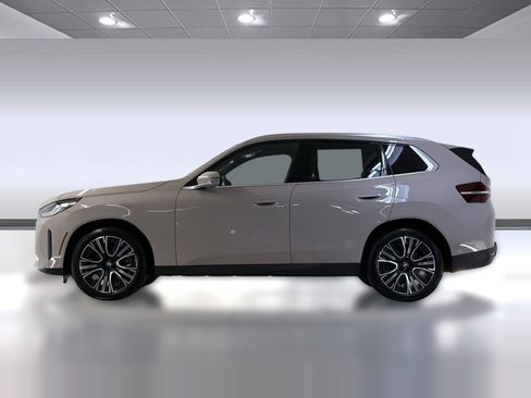 New 2026 BMW X3 xDrive30 w/ Premium Package AWD/4WD image 2