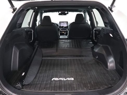 Used 2022 Toyota RAV4 SE w/ Convenience Package AWD/4WD image 36
