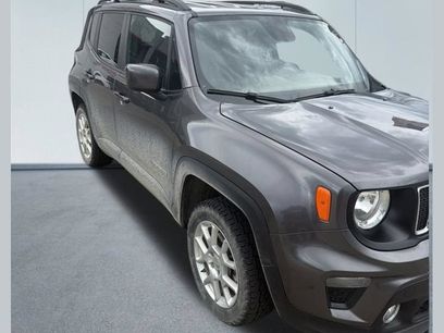 Used 2019 Jeep Renegade Latitude w/ Cold Weather Group