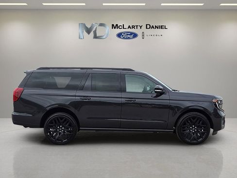 New 2026 Ford Expedition Max Platinum w/ Stealth Performance Package AWD/4WD image 6
