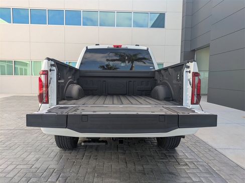 Used 2024 Ford F150 Platinum w/ Equipment Group 702A High image 14