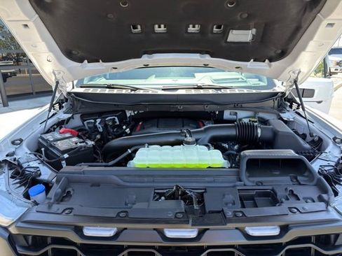 Used 2026 Ford F150 Raptor AWD/4WD image 32