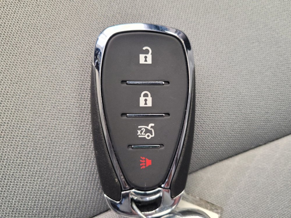 Used 2023 Chevrolet Malibu LS FWD image 32