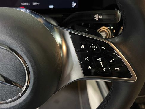 Used 2025 Mercedes-Benz GLA 250 4MATIC image 24