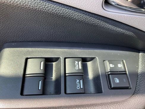 Used 2018 Honda Pilot EX-L image 30
