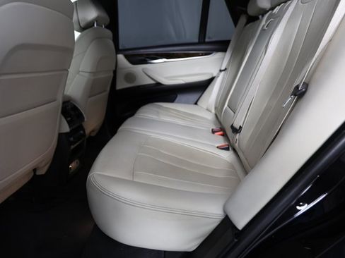 Used 2017 BMW X5 xDrive35i image 9