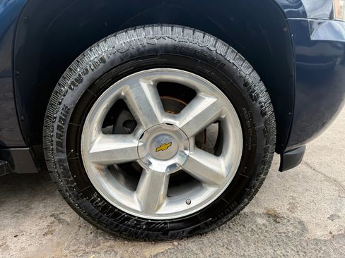 Used 2007 Chevrolet Suburban LTZ w/ LTZ Preferred Equipment Group image 25