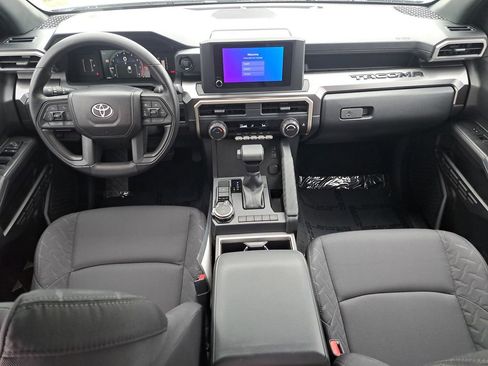 Certified 2025 Toyota Tacoma SR5 image 10