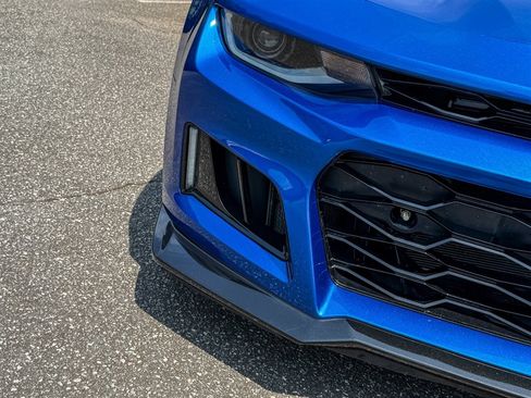 Used 2017 Chevrolet Camaro ZL1 RWD image 11