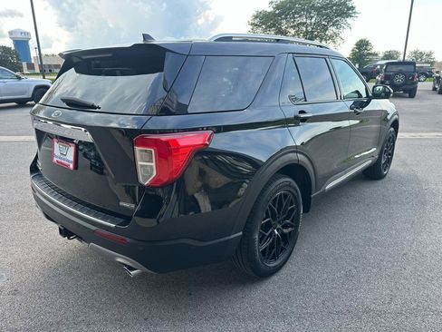 Used 2021 Ford Explorer Limited w/ Hybrid Equipment Group 310A AWD/4WD image 7
