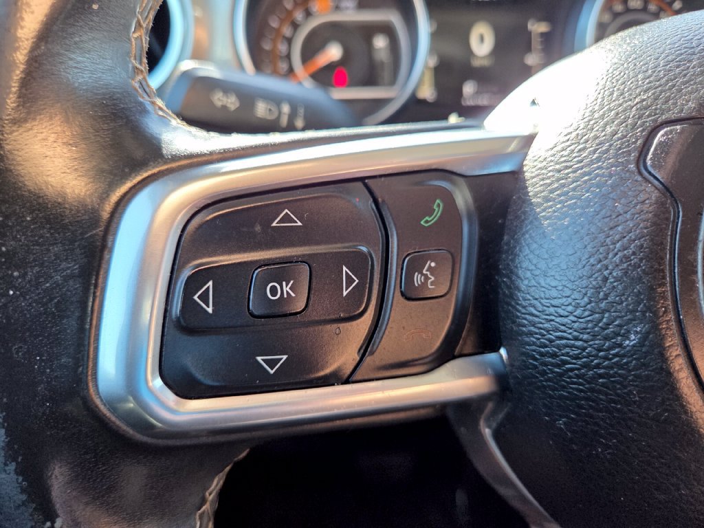 Used 2019 Jeep Wrangler Unlimited Sahara w/ Safety Group AWD/4WD image 13