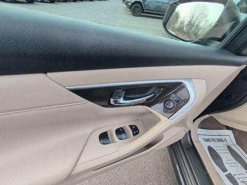 Used 2014 Nissan Altima 2.5 SL image 11